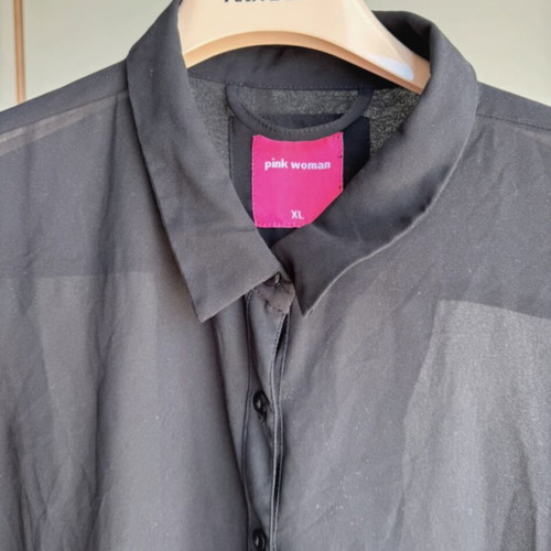 See through shirt with opening Pink Woman black like new, size XL