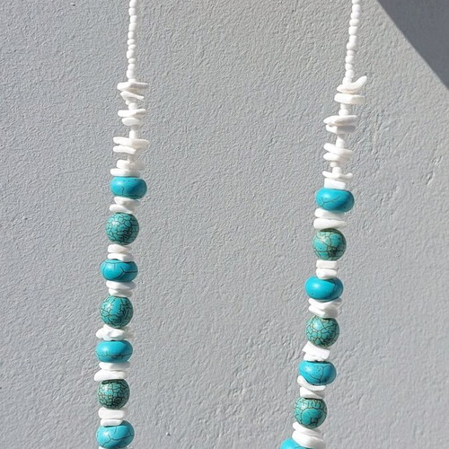 Necklace handmade from howlite and white spacer beads, new