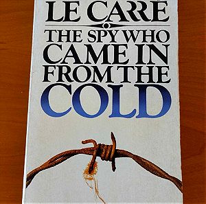 Το εμβληματικό βιβλίο "The spy who came form the  cold" LE CARRE ( version στα αγγλικά )