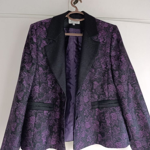 Kekatou Creations women's jacket 52 like new, black and purple