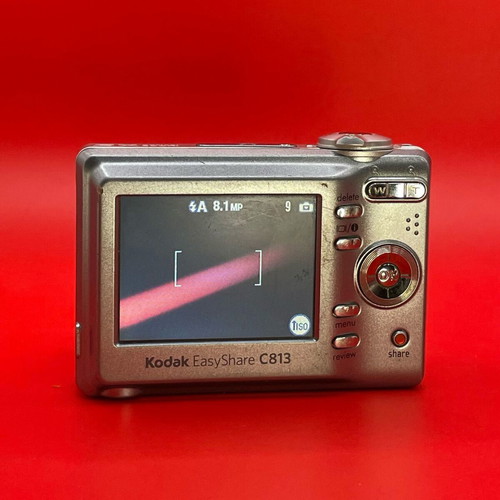 Kodak EasyShare C813 digital camera used with minor problem