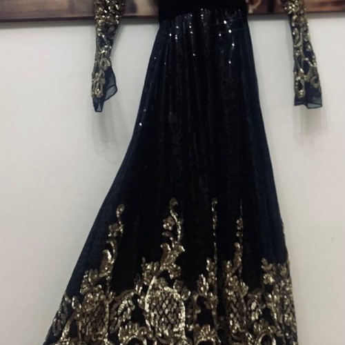 Nidodileda sequin limited collection dress brand new, size S
