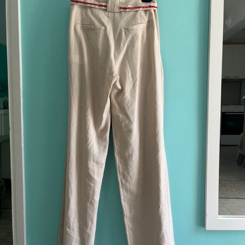 Beige linen pants new in sizes S and M Gizia