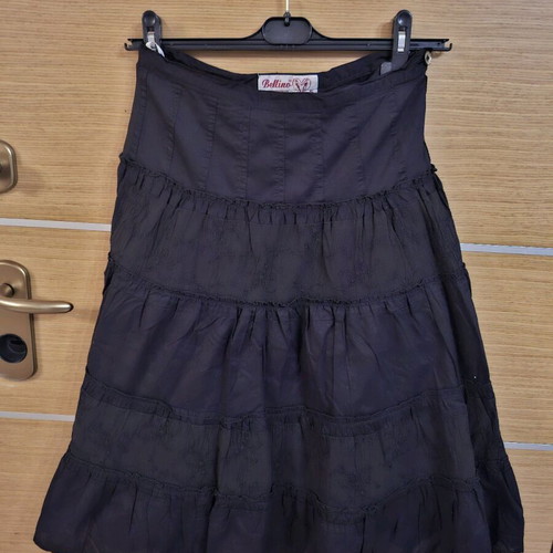 Bellino women's black skirt with ruffles like new, size S