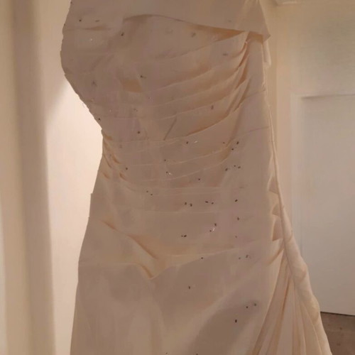 Demetrios wedding dress silk taffeta No 14 like new