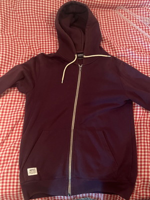 Wesc jacket size M like new, purple