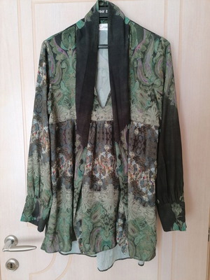 Tunic new green with nice fit