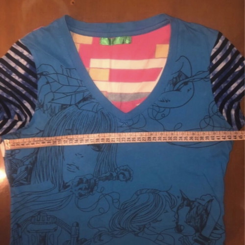 Yes Miss multicolor blouse dress used, different colors front and back
