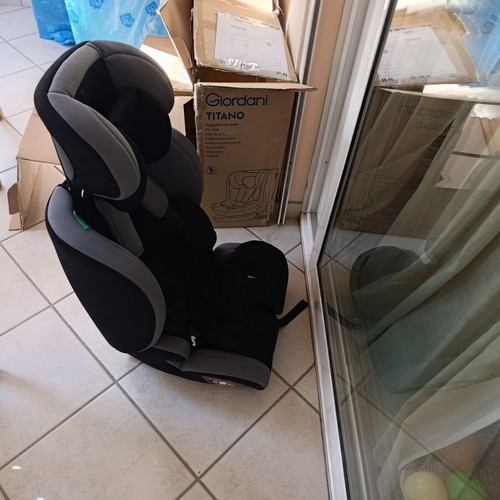Car seats for children used, suitable for 1 to 6 years