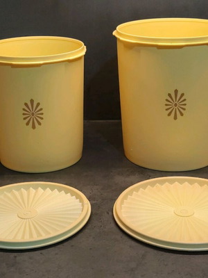 Tupperware σετ δοχεία