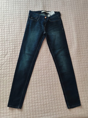 Zara denim jeans like new, size M 38 10, blue