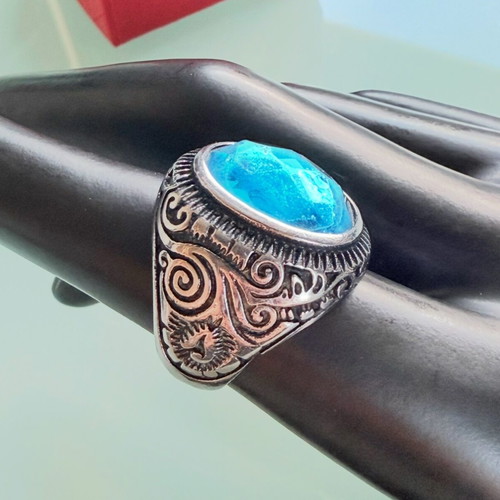 Ring made of stainless steel 316L with blue cubic zirconia used