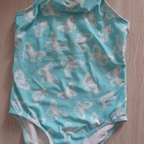One-piece swimsuits used for ages 3-4, size 98/104, multicolored