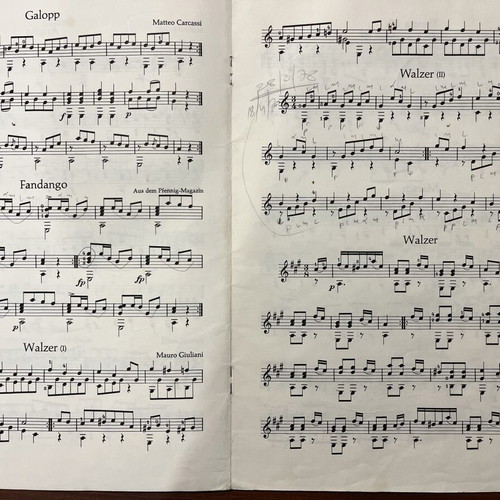 Vintage sheet music Die Stunde der Gitarre by Walter Götze used