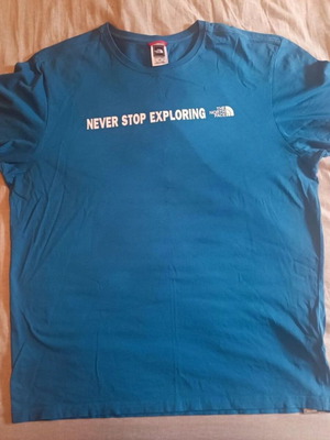 The North Face T-shirt used, size Large, blue