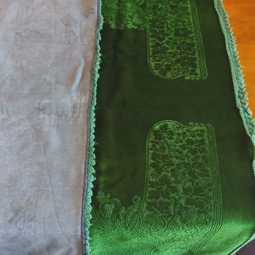 Velvet tablecloth like new in deep green shade