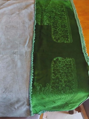 Velvet tablecloth like new in deep green shade