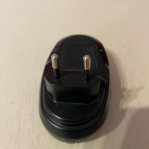 Duracell charger used for rechargeable AA/AAA batteries with 2 slots