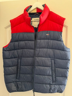 Tommy Hilfiger αμάνικο πουπουλένιο μπουφάν XXL σαν καινούργιο, μπλε και κόκκινο