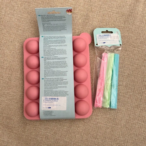 Kitchen Crafts Silicone Cake Pop Mold With Sticks New