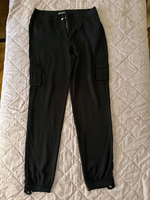 Axel Black Women's Cargo Pants Tencel Size 42 Like New