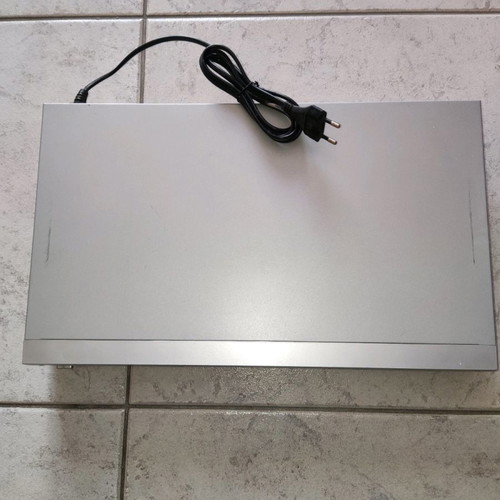 Bluesky DVD player used with minor scratches
