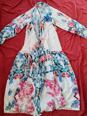 Maxi dress used with buttons Italian polyester, wide fit