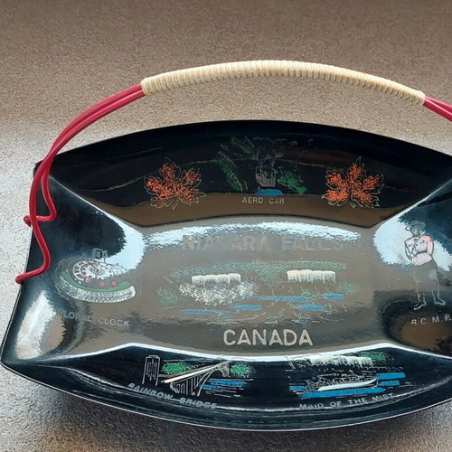 Decorative item from Canada like new, plastic