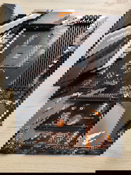 Μητρική Gigabyte B450 Aorus Elite AM4 Socket