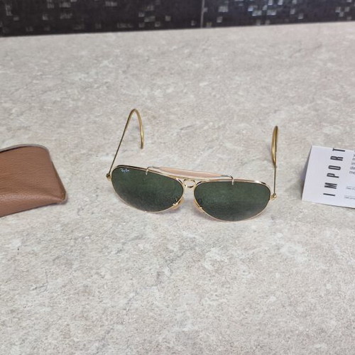 Ray Ban RB3 Tru-Green UV Shooting Aviator sunglasses like new
