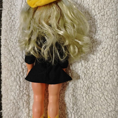 Rare 70s doll like new without box