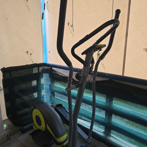 Diadora elliptical machine like new