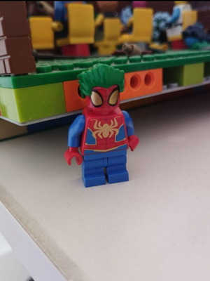 Lego Spiderman minifigure like new