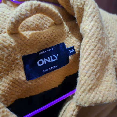Only mustard coat size XS like new