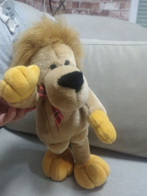 Sunkid collectible plush lion toy, retro 90s, 35 cm tall