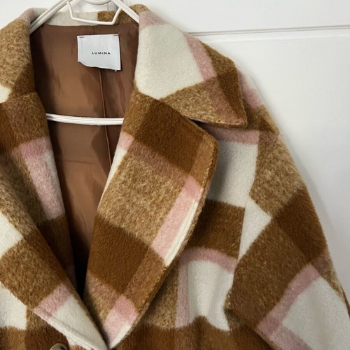 Checked coat Lumina like new, one size, beige and brown