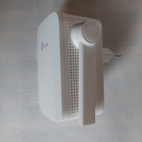 Tp-Link TL-WA855RE Wi-Fi Range Extender like new 300Mbps