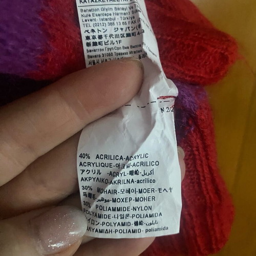 Benetton Sweater with 30% Mohair new, size Medium