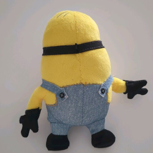 Minions 15 cm like new