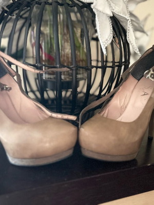 Beige pumps used, size 38