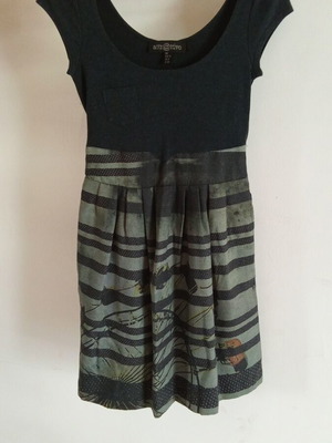 Attrattivo mini dress used, grey and green, size S