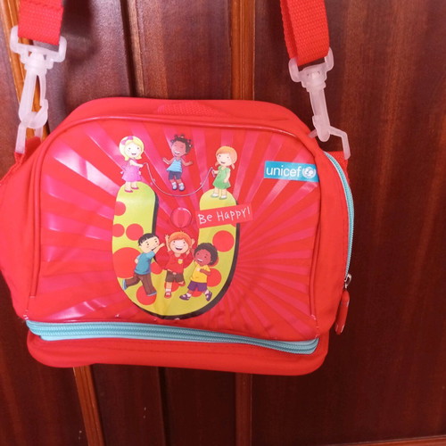 Lunch bag like new with separate temperature compartment