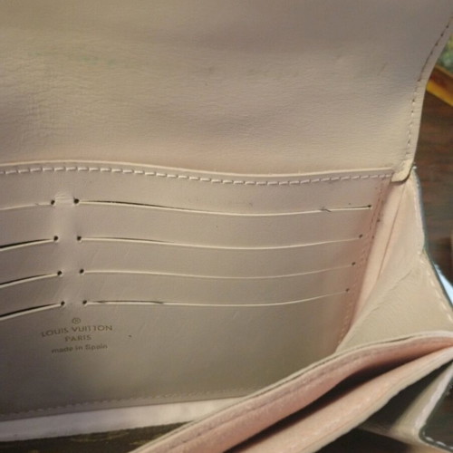 Louis Vuitton Monogramm canvas flore large wallet rose gently used