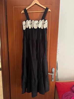 Karavan dress black like new, summer airy