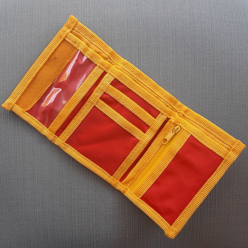 Disney's Winnie The Pooh vintage wallet like new
