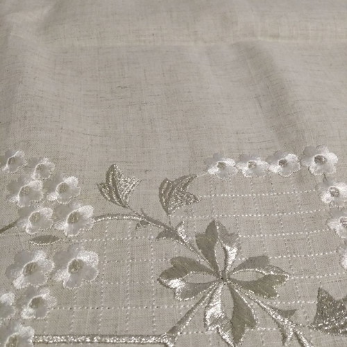 Tablecloth set of 4 pieces new
