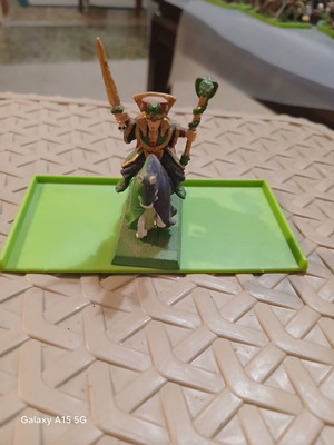 Empire Bright Wizzard metal model with horse, like new