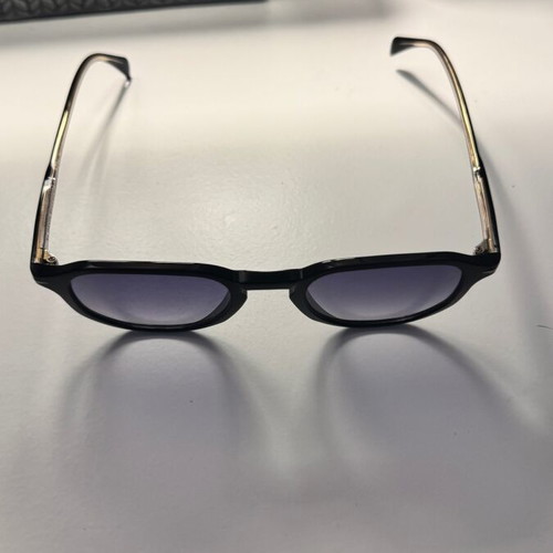 David Beckham sunglasses used, black