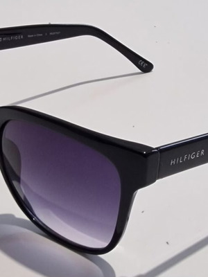 Tommy Hilfiger Women's Sunglasses WP OL 481 like new, black