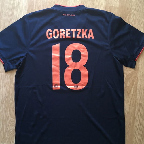 Goretzka Bayern München jersey L 19/20 Adidas like new